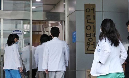 韩国首尔大学医学院教授：若拿不出合理方案或将集体辞职